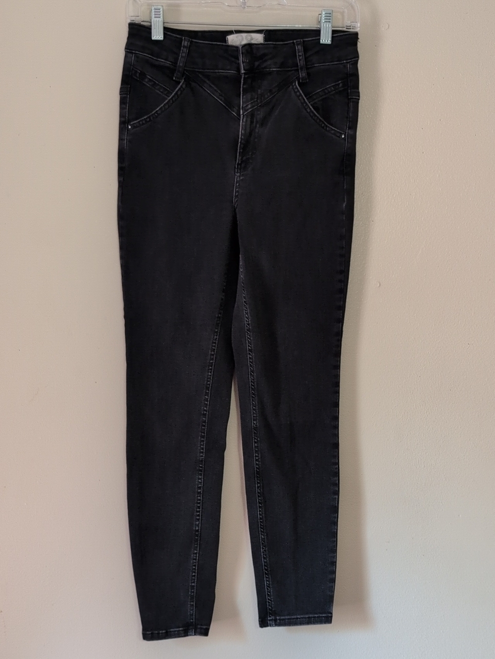 We The Free People Black Women’s Jeans - Classic Skinny Fit Stretchy size 28/6
